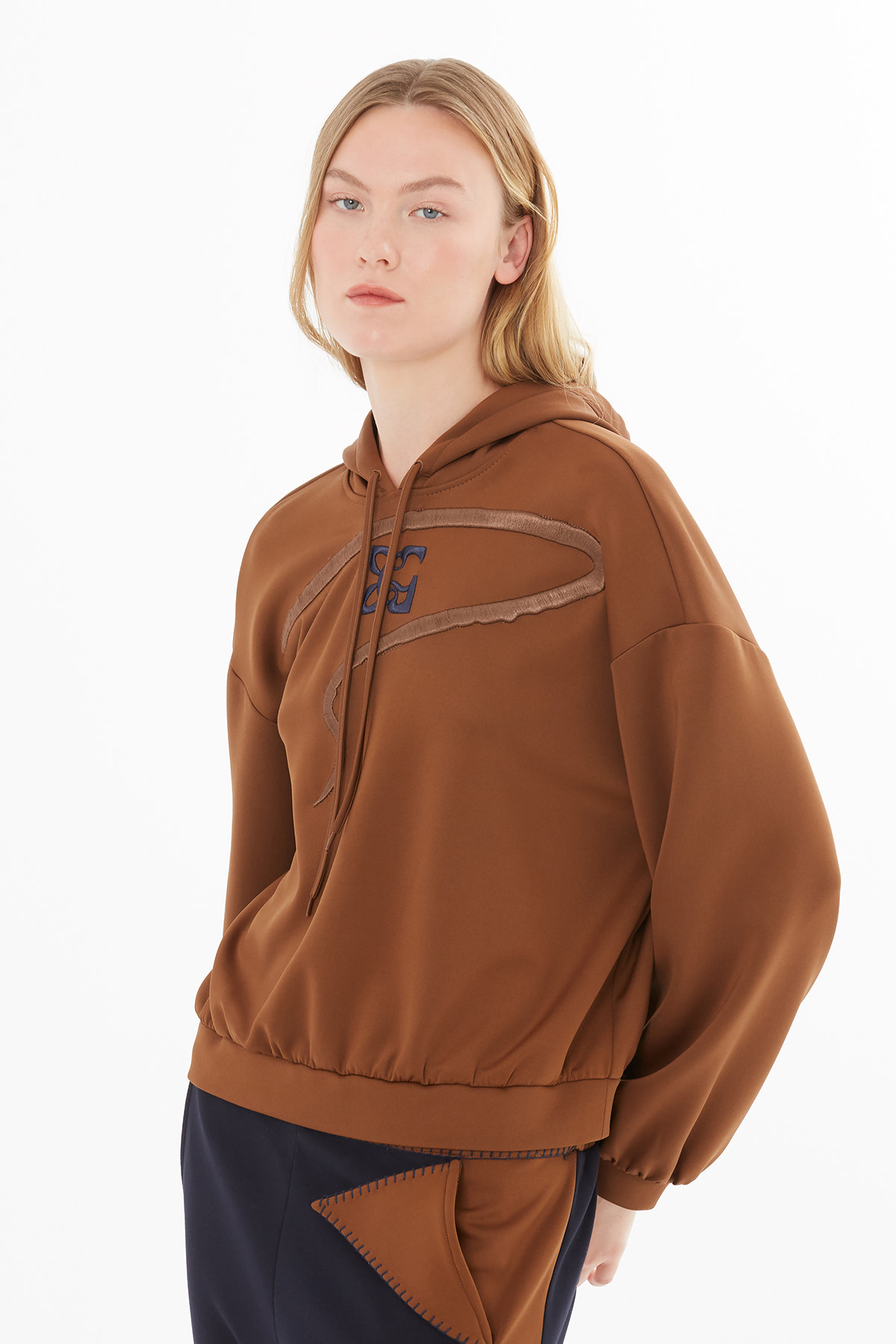 G Logolu Nakışlı Sweatshirt