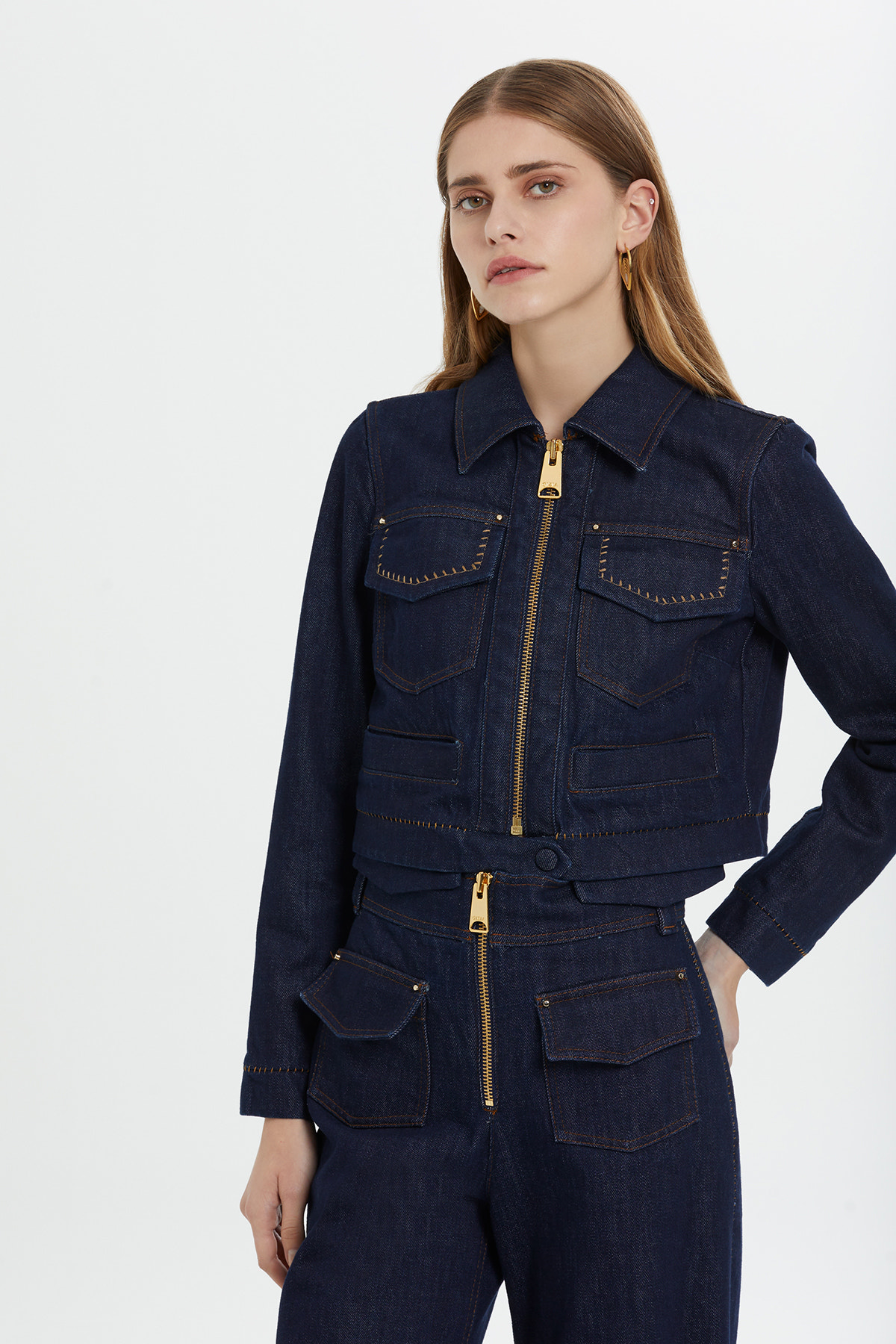Zımba Detaylı Kısa Denim Ceket