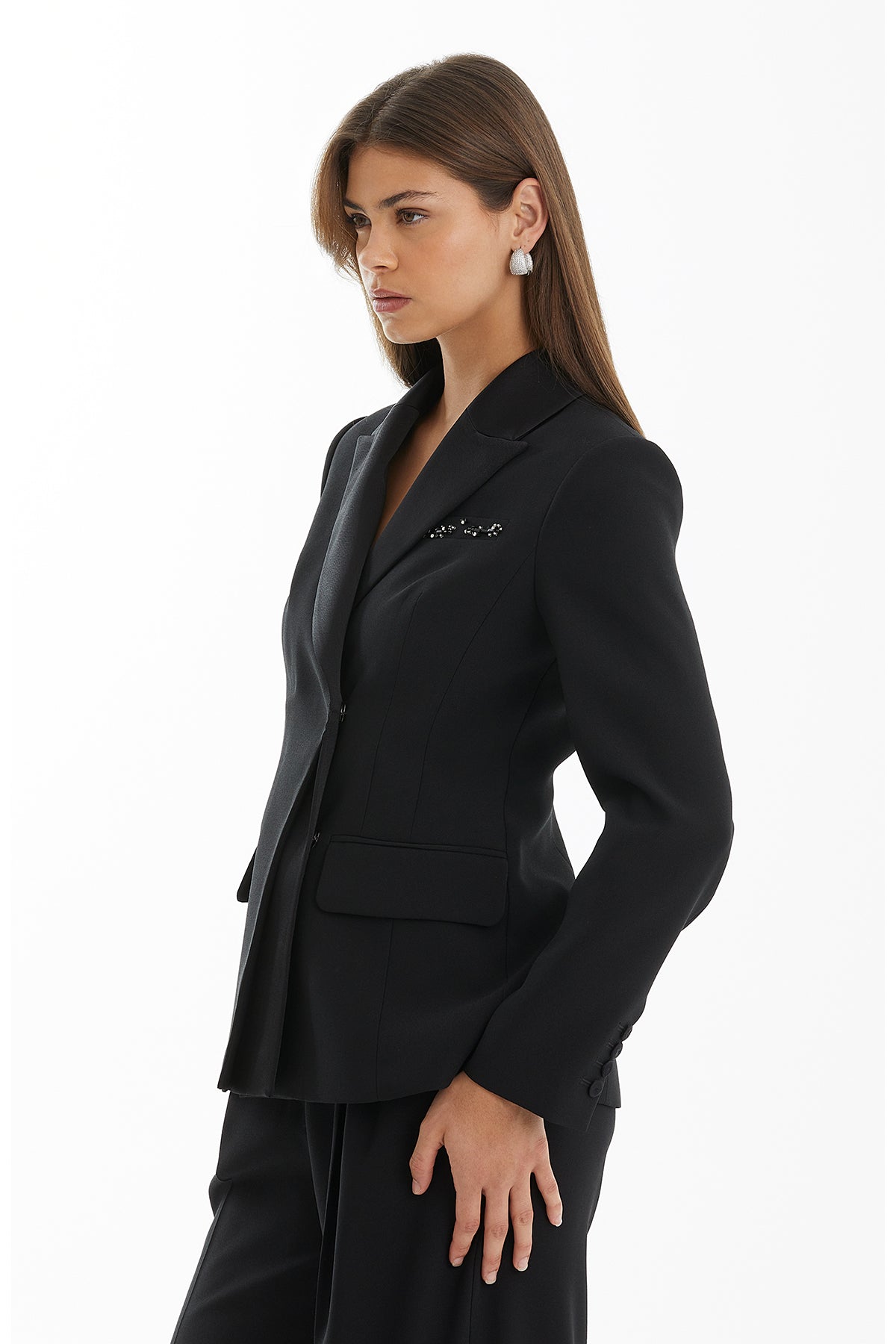 Saten Yaka Detaylı Siyah Blazer Ceket