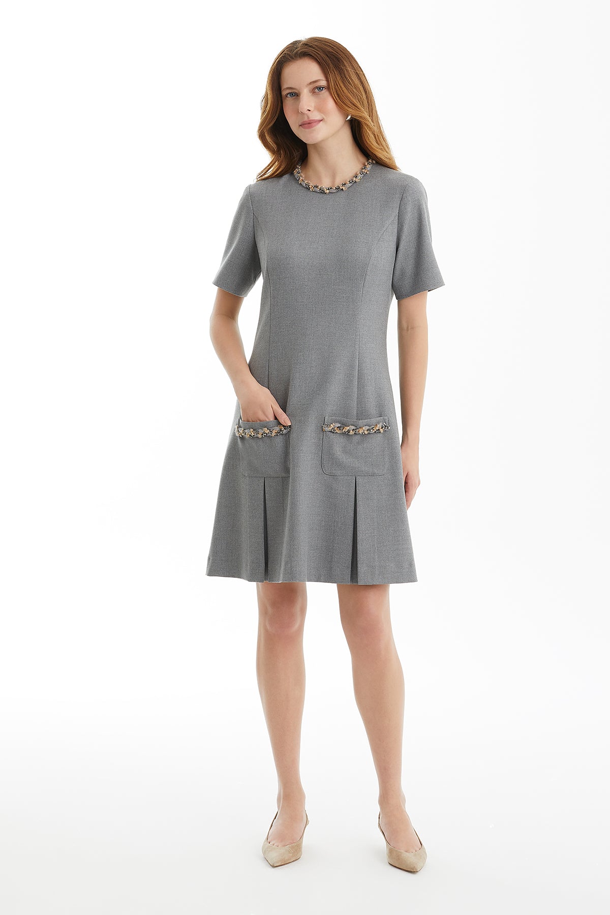 Şerit Detaylı Gri Kısa Elbise