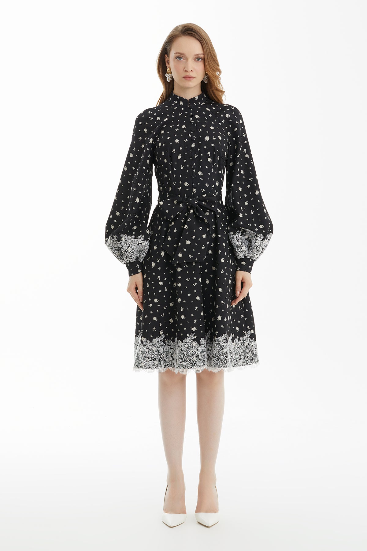 Dantel Şeritli Balon Kollu Siyah Elbise