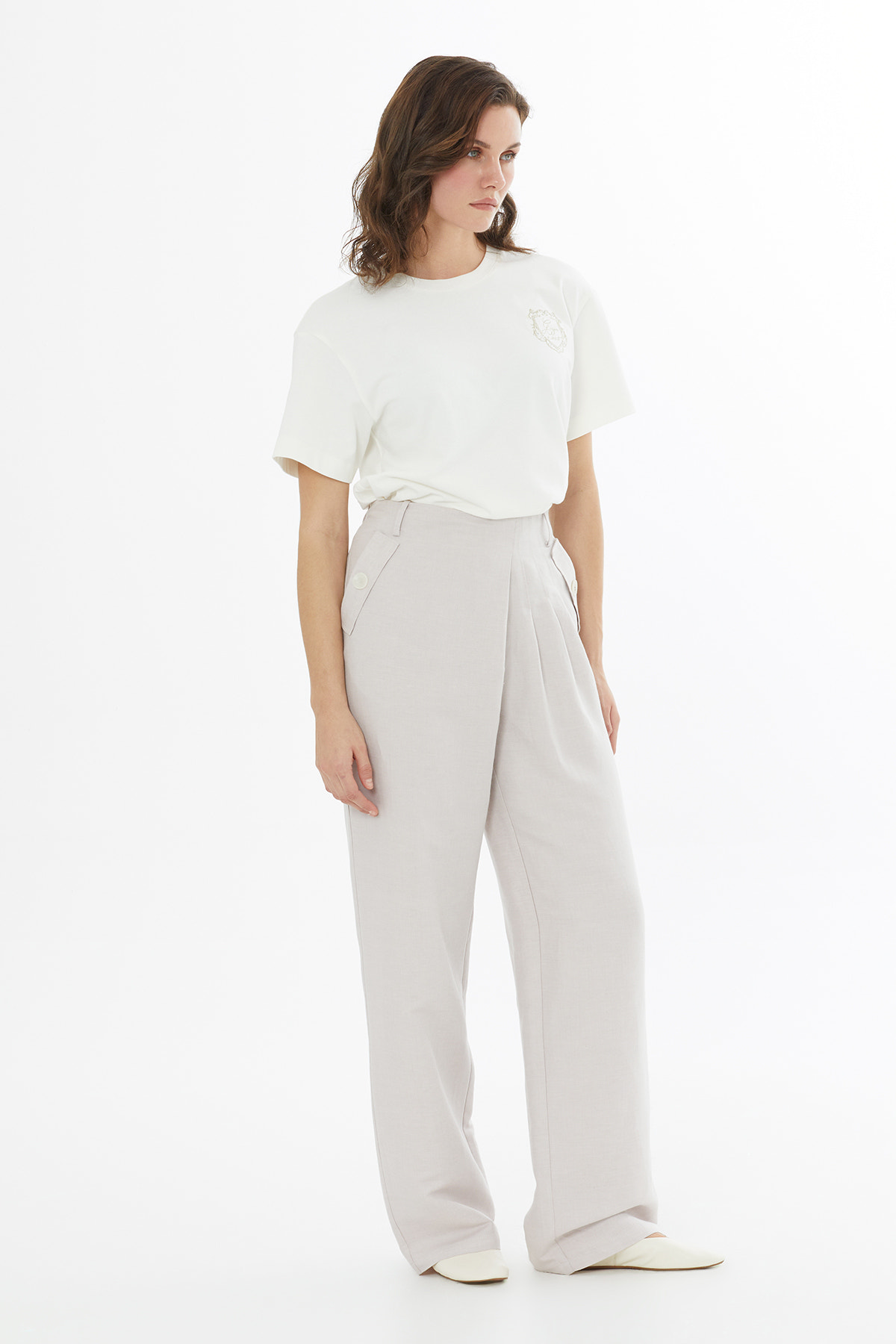 Asimetrik Detaylı Bol Bej Keten Pantolon