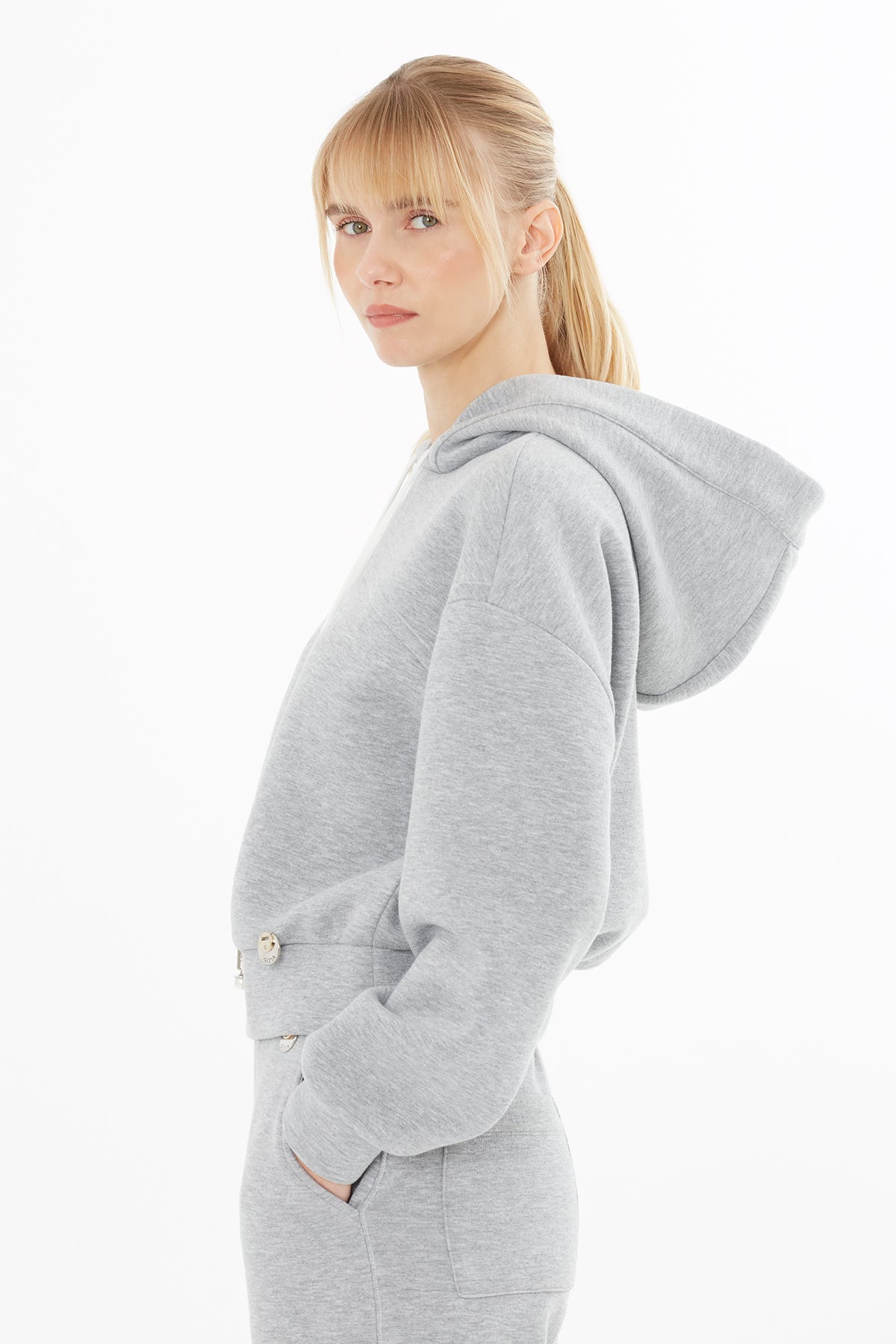 Logo Detaylı Kapüşonlu Sweatshirt