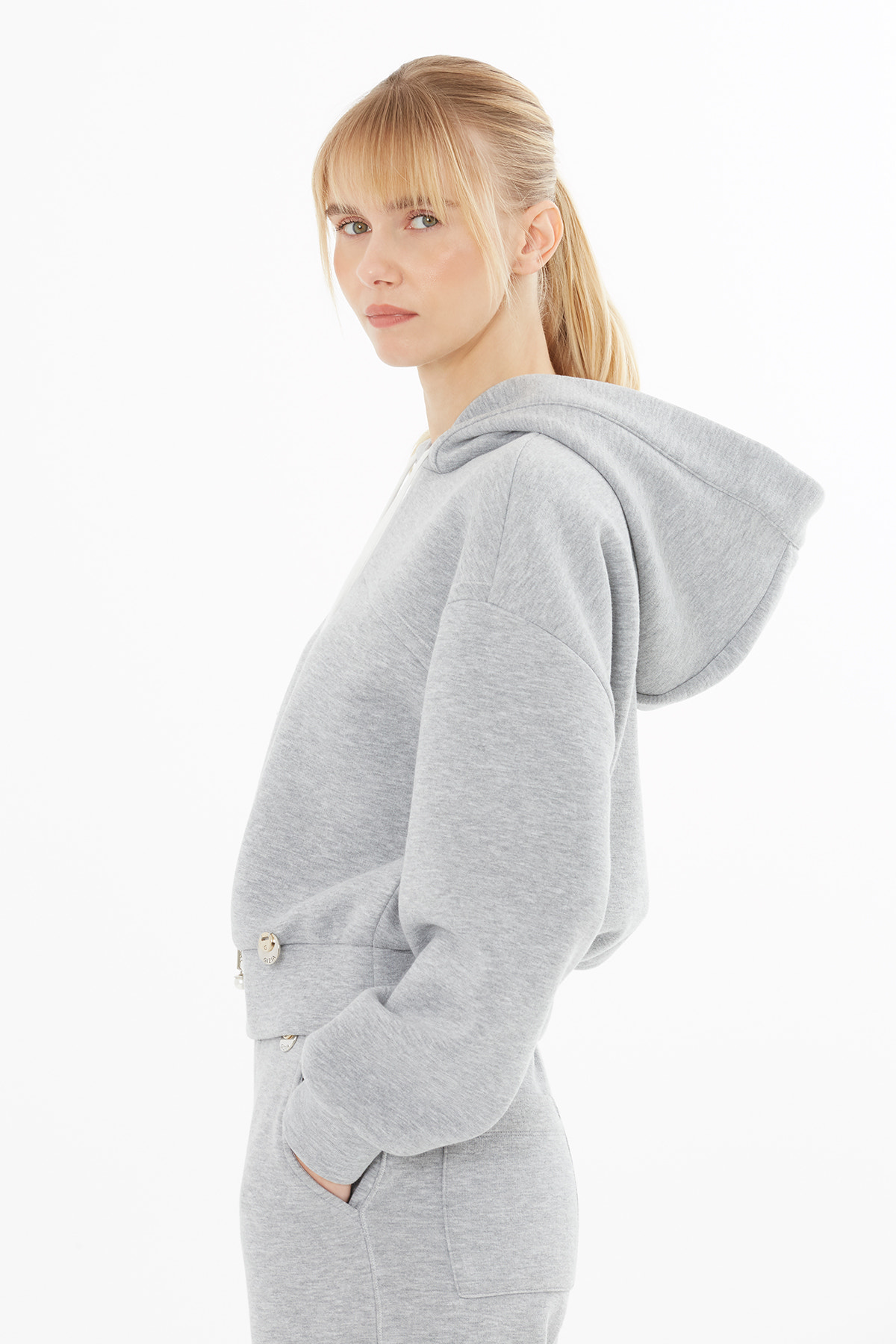 Logo Detaylı Kapüşonlu Sweatshirt