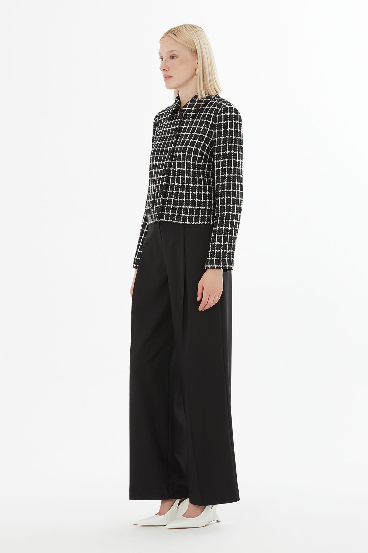 Mono Kapama Ceket Ve Palazzo Pantolonlu Takım