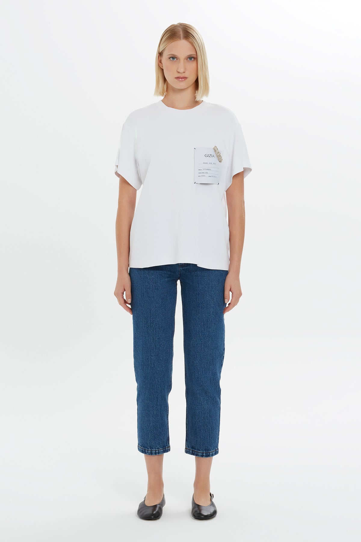 Etiket Ve Nakış Detaylı Kısa Kollu T-shirt
