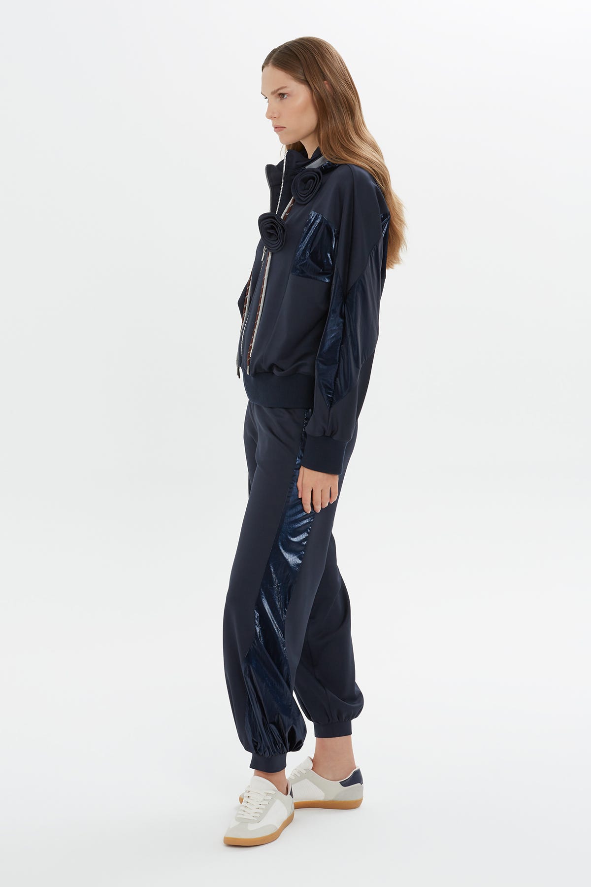 Gül Detaylı Mavi  Sweatshirt