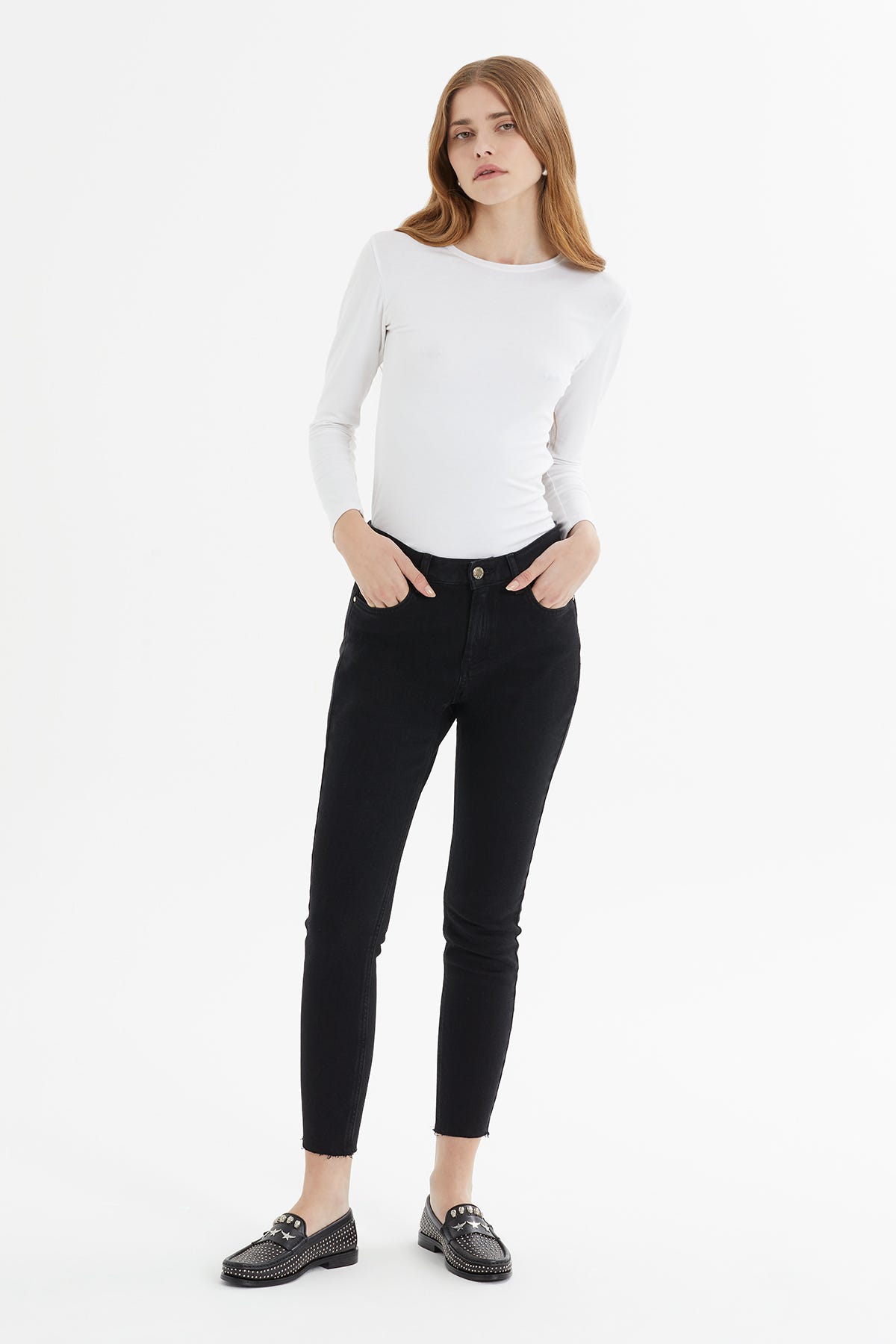 Düğme Ve Trok Detaylı Likralı Skiny Jean Pantolon
