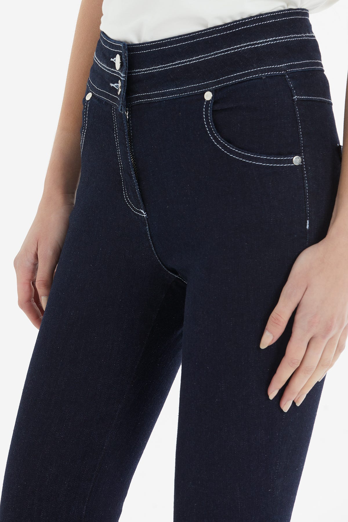 Yırtmaçlı Slim Fit Jean Pantolon