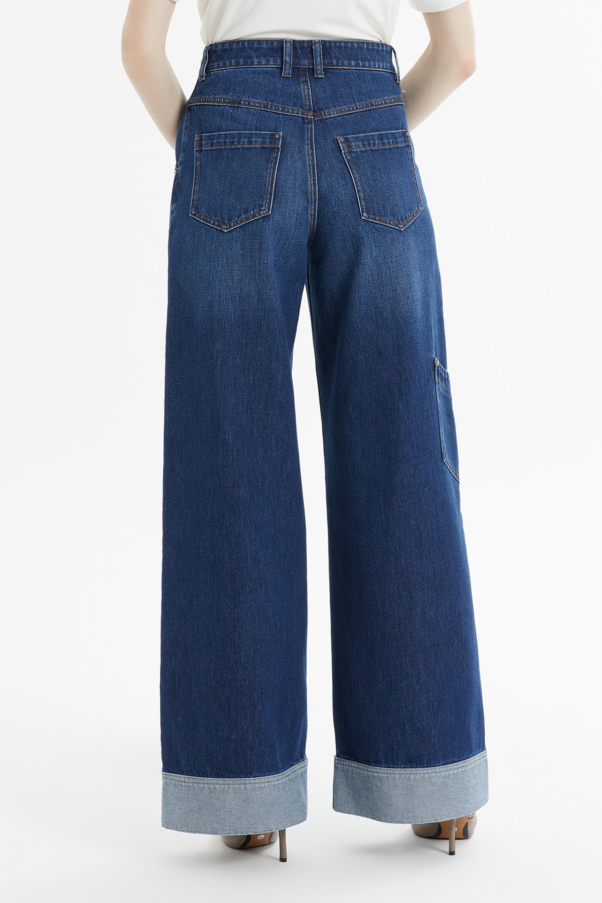 Geniş Paça Kıvrımlı Jean Pantolon
