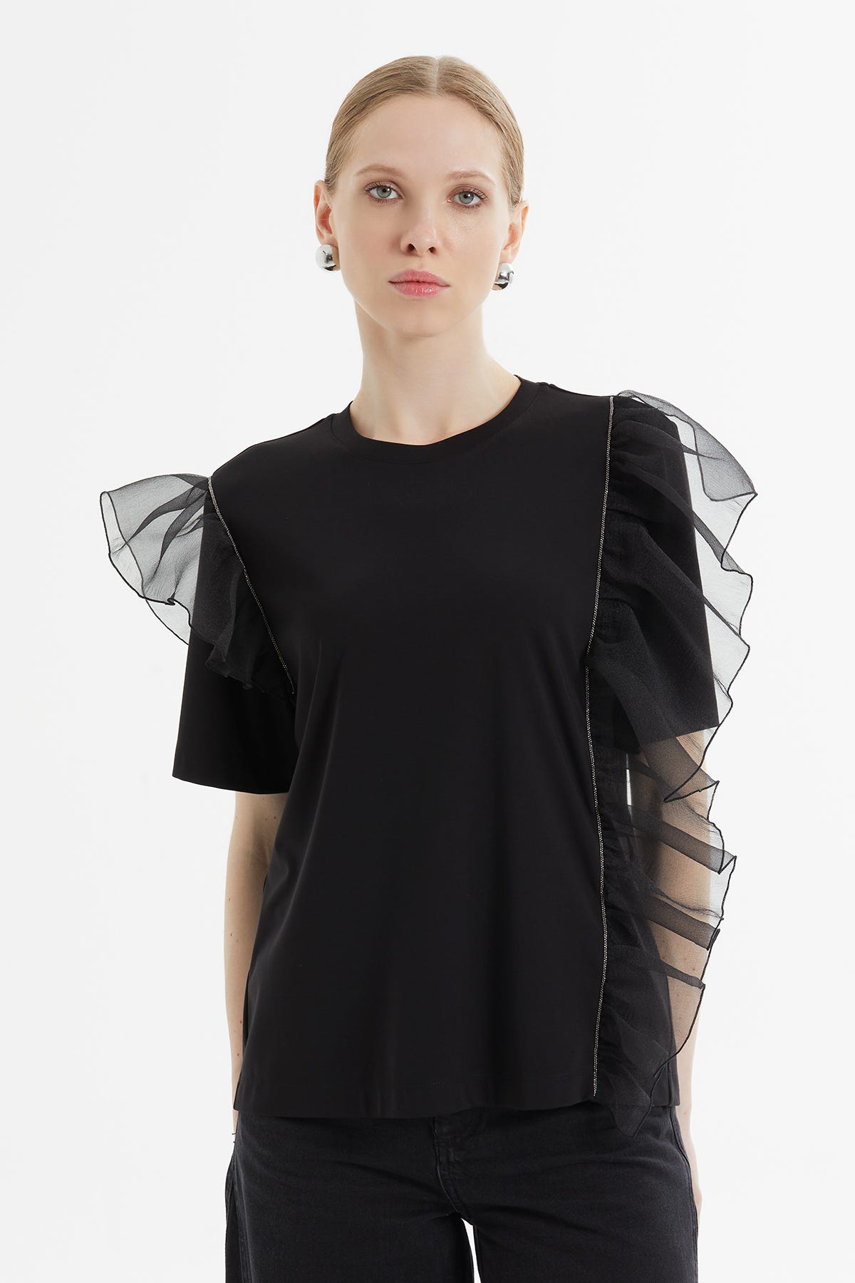 Kol Ve Omzu Tül Volan Detaylı Kısa Kollu T-Shirt