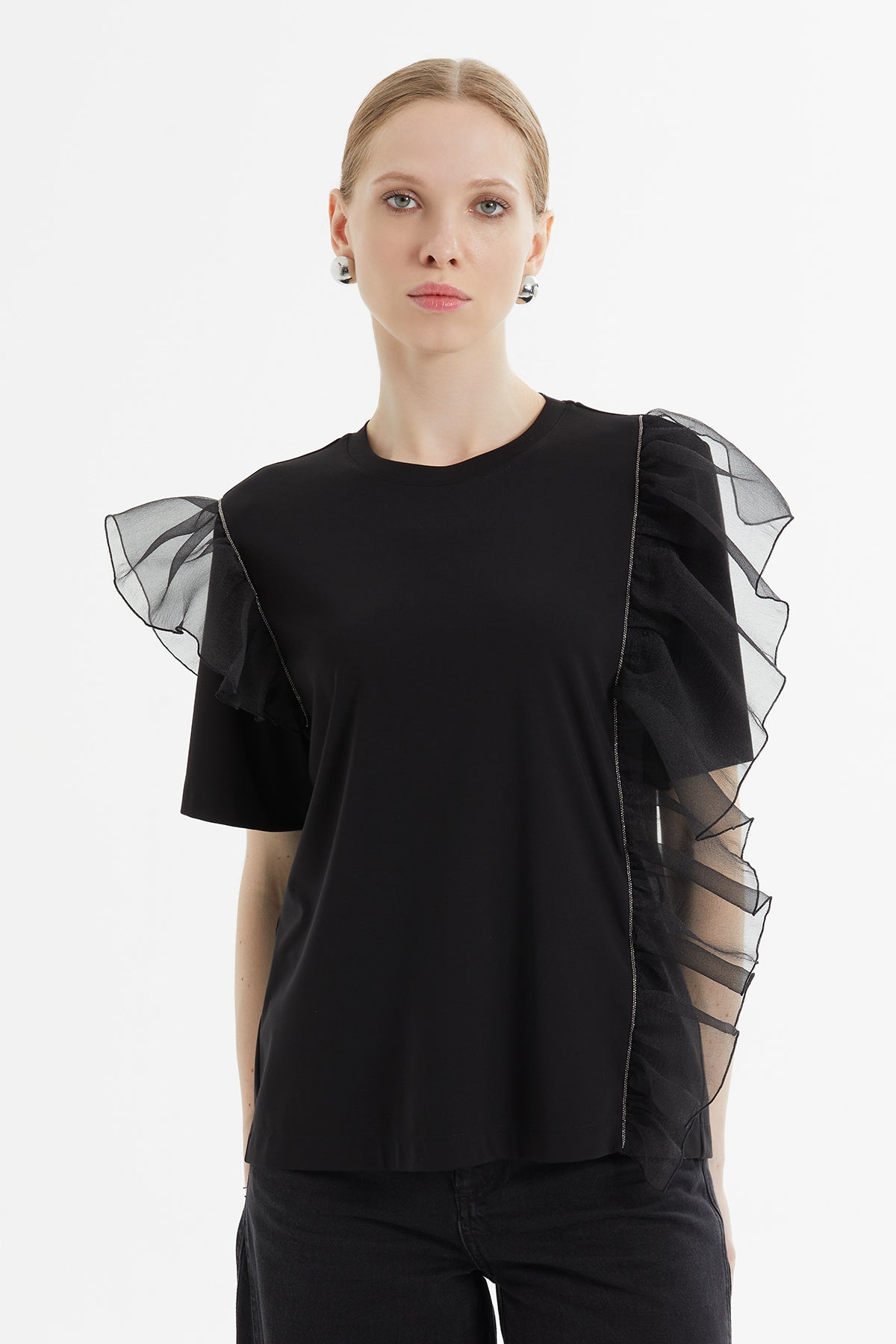Kol Ve Omzu Tül Volan Detaylı Kısa Kollu T-Shirt