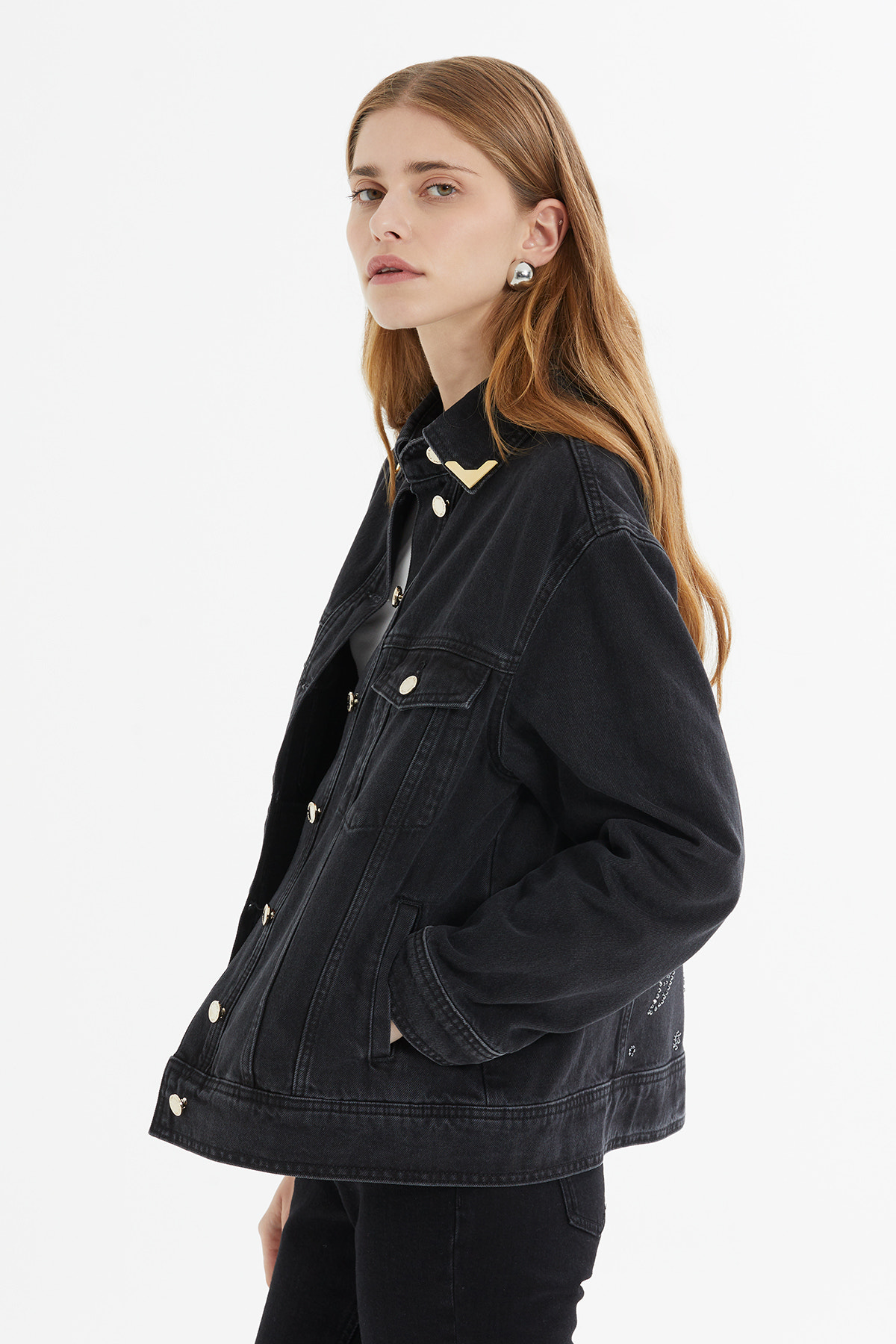Yaka Aksesuar Detaylı Oversize Denim Ceket