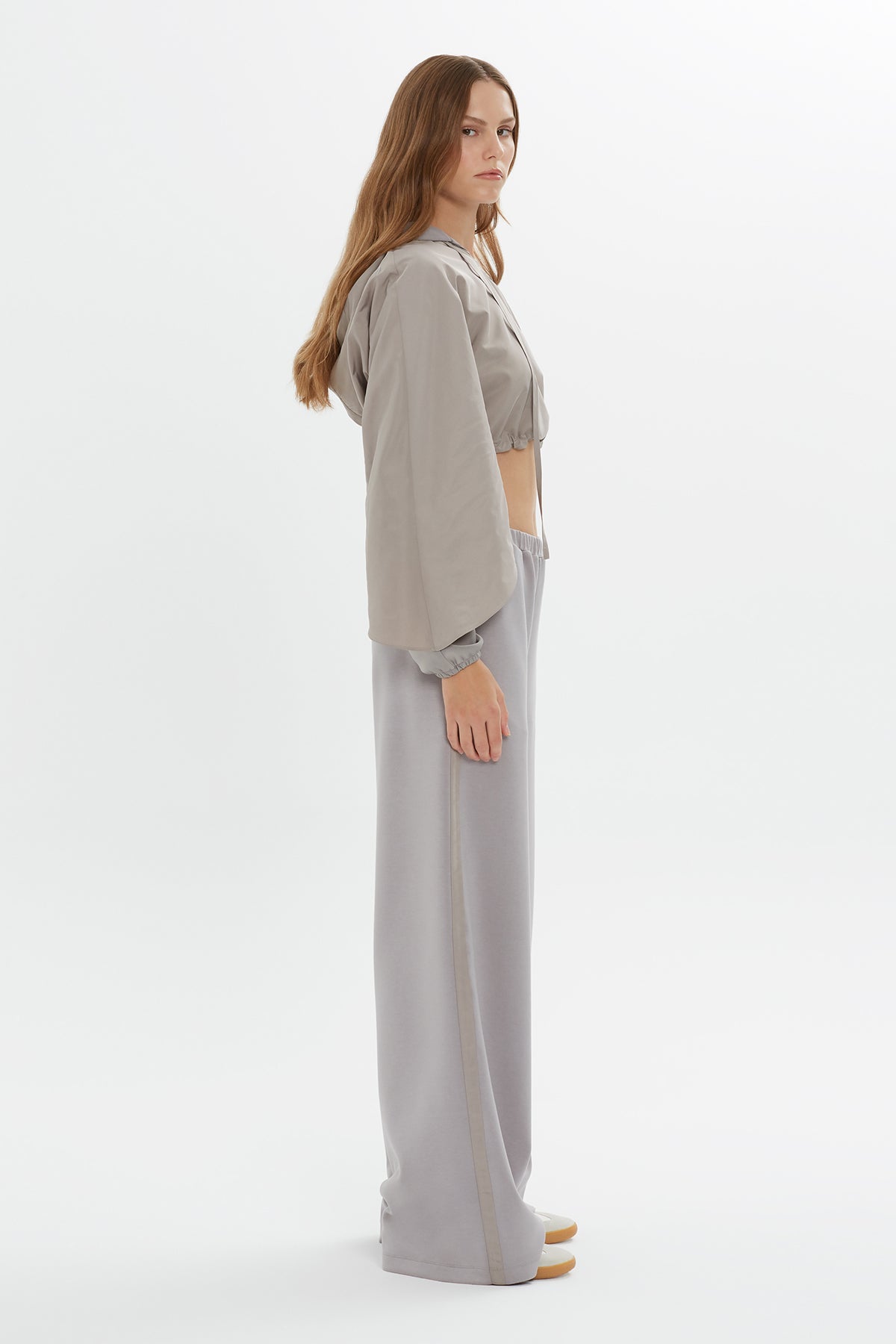 Kapüşonlu Büzgü Detaylı Crop Sweatshirt