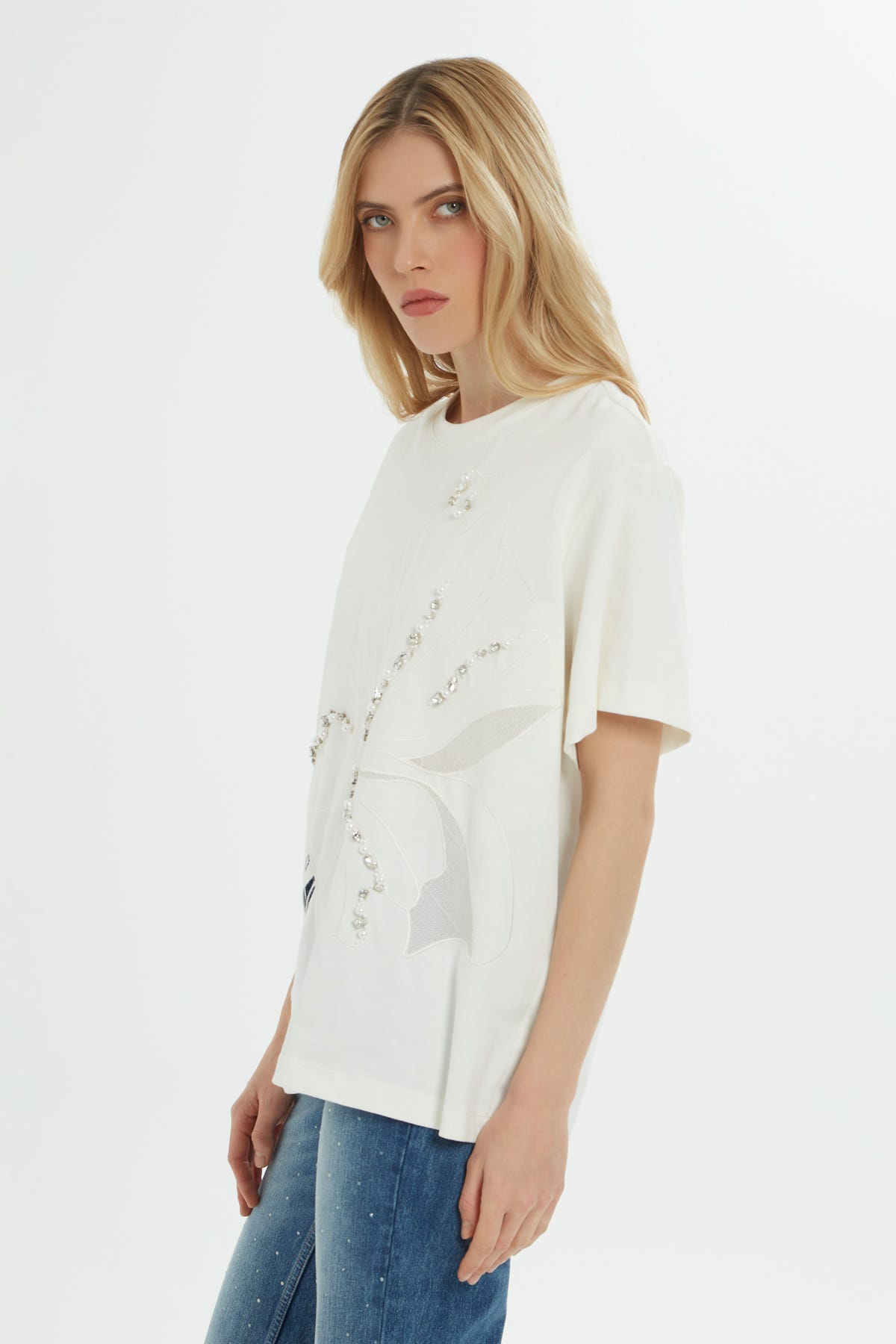 Nakışlı T-shirt