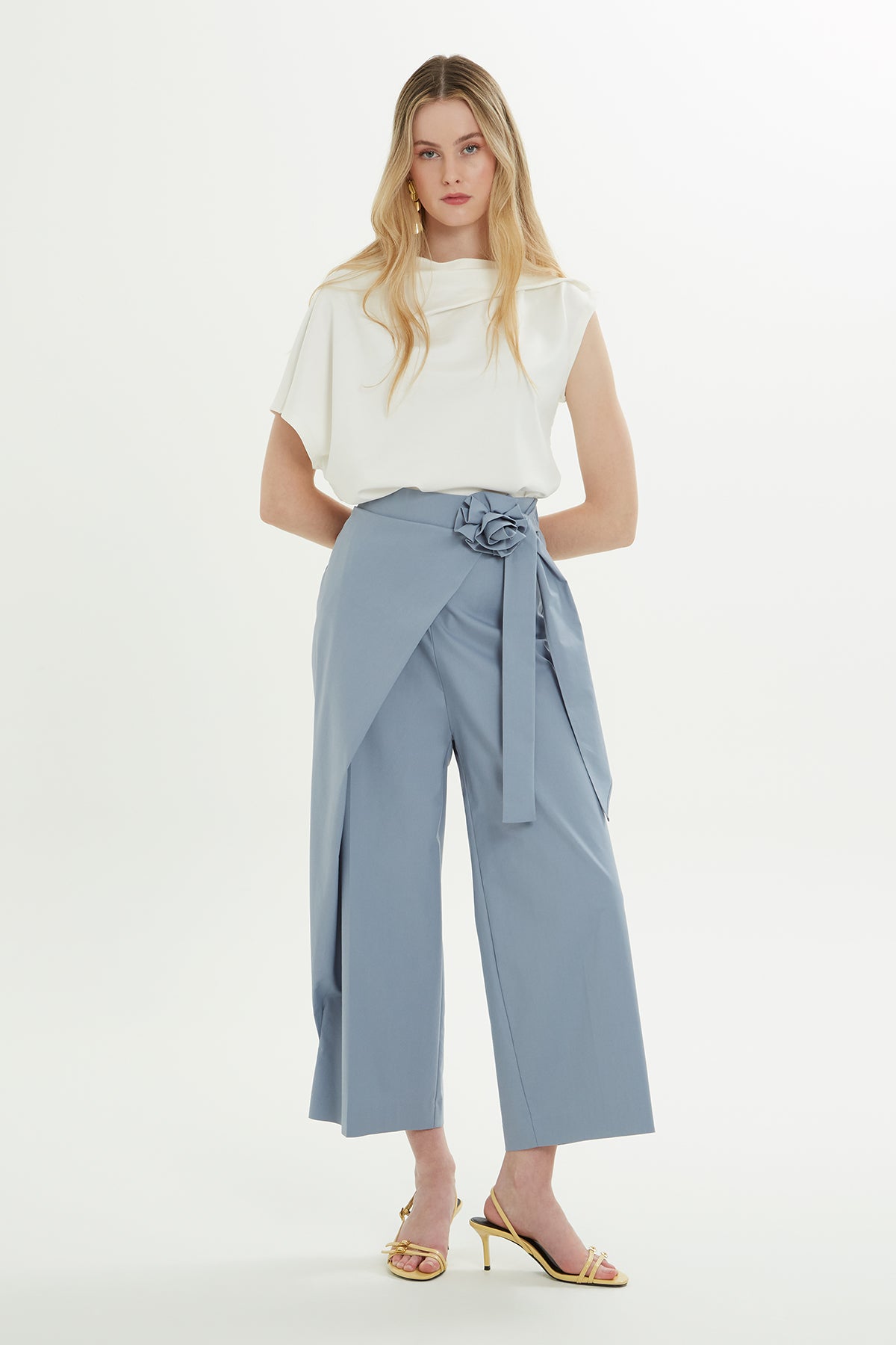 Asimetrik Bel detaylı  Pantolon