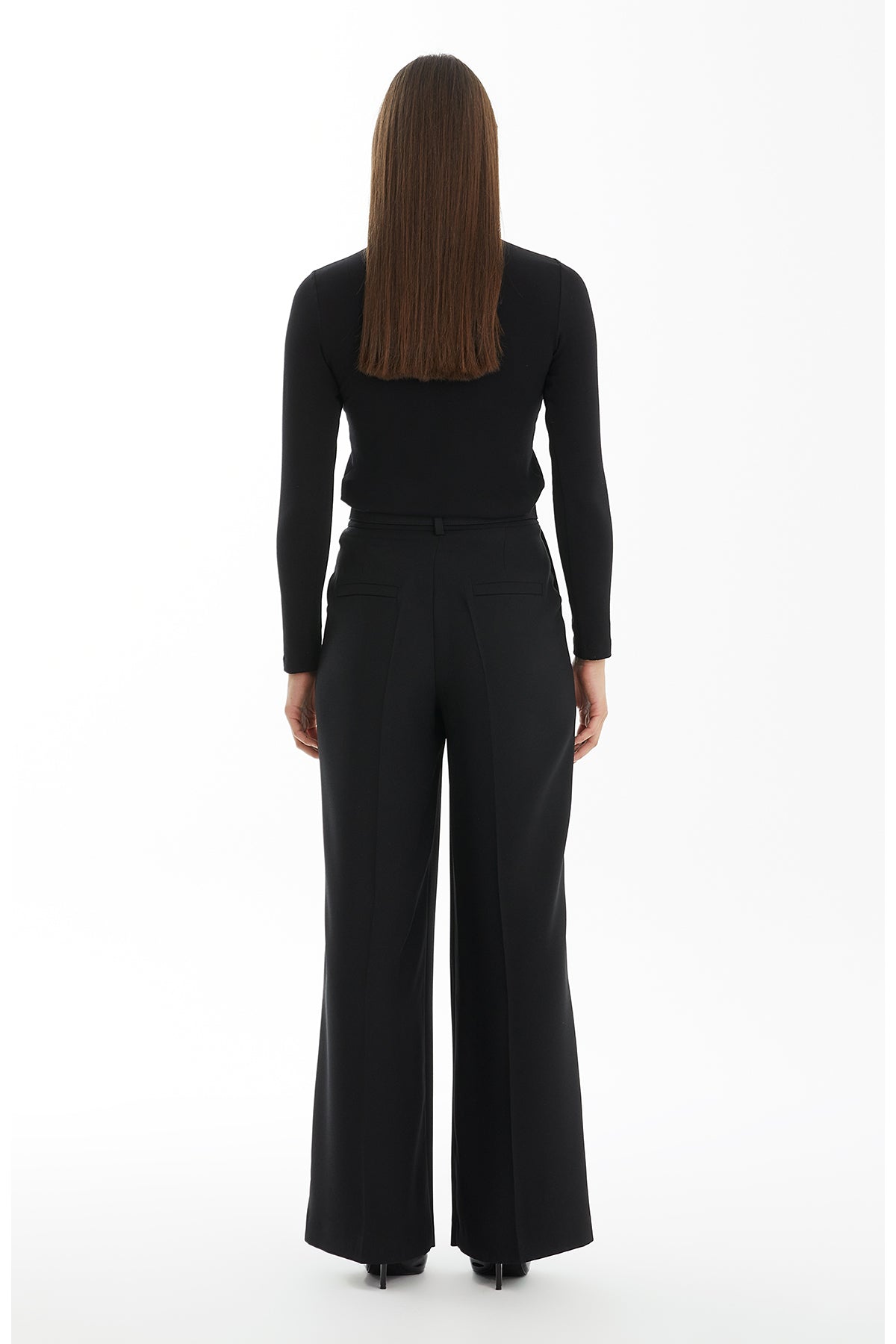 Pileli Krep Siyah Pantolon