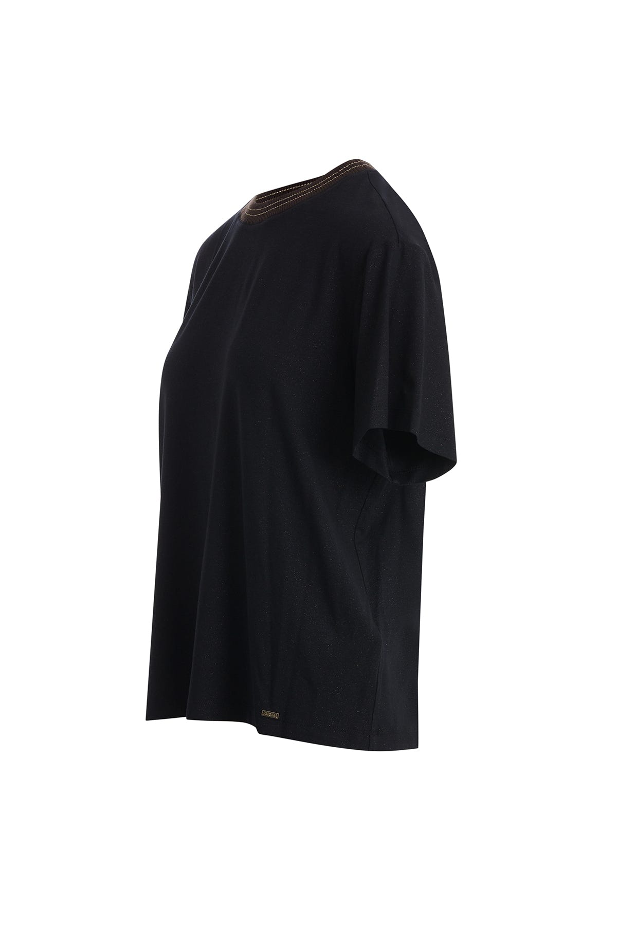 Triko Yakalı Parlak Kumaşlı Siyah T-Shirt