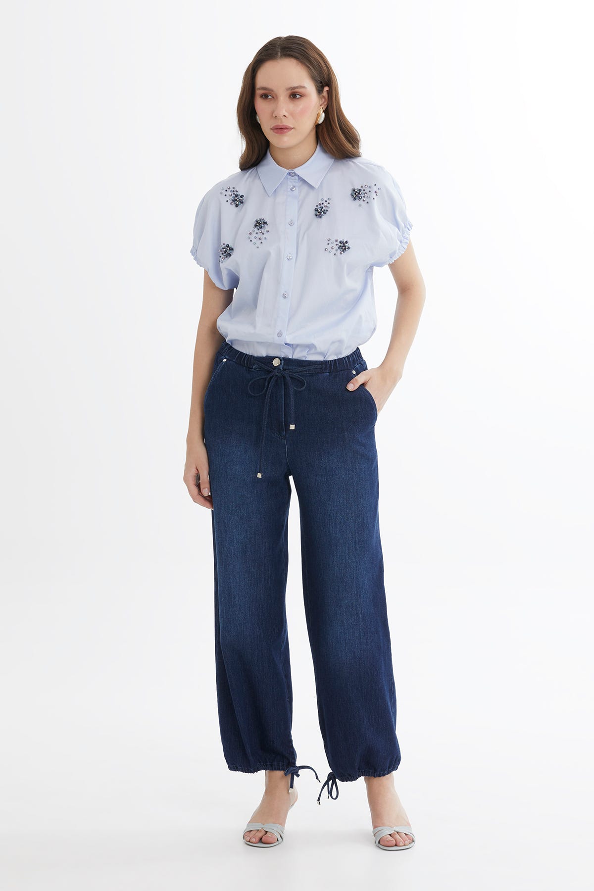Paçaları Bağlamalı Jean Pantolon