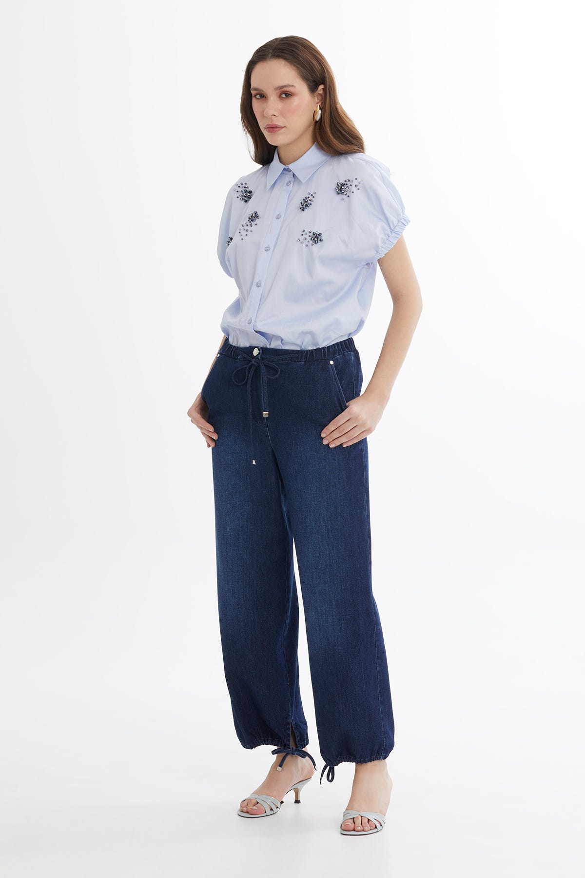 Paçaları Bağlamalı Jean Pantolon