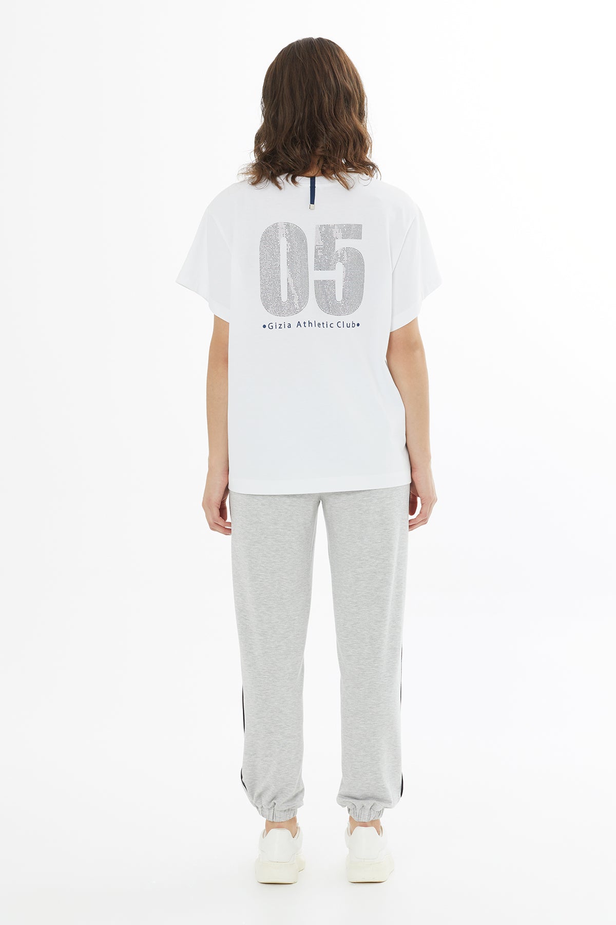 Taş Baskılı Oversize Beyaz T-Shirt
